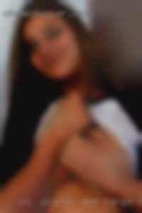 Ps- prefer age range between girls 27-44 from Holland.